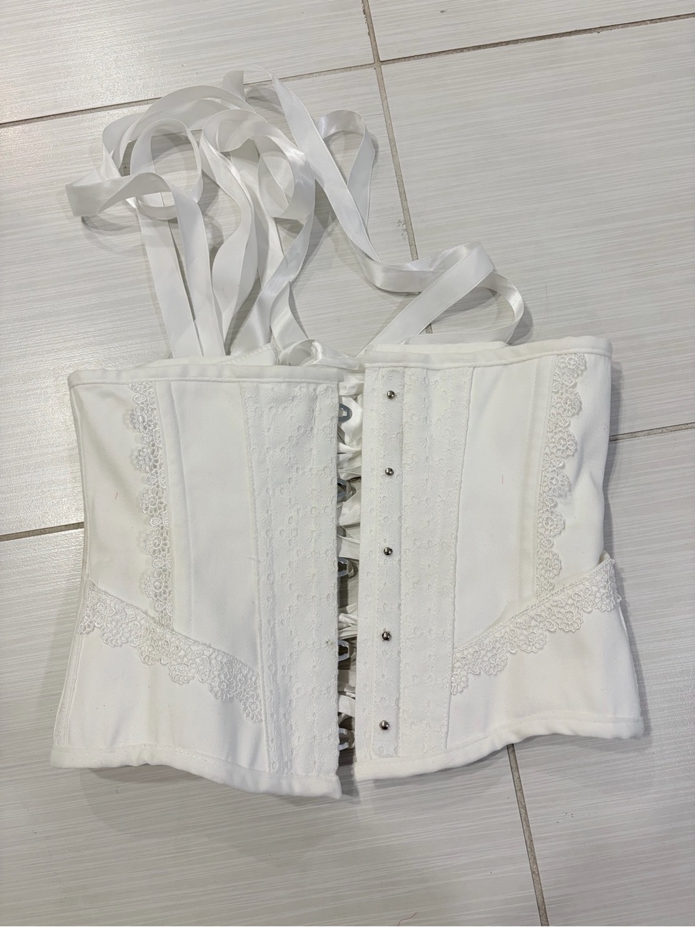 Corset Story White Lace-Up Underbust Corset with Spiral Steel Boning Fits S - M